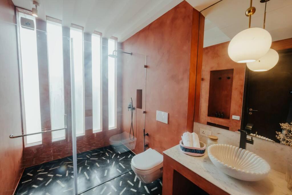 Presidential Luxury Villa Anjuna With Pvt Pool & Bathtub, Most Prime Location ภายนอก รูปภาพ
